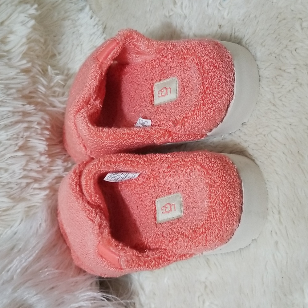 Ugg Sandals - image 4
